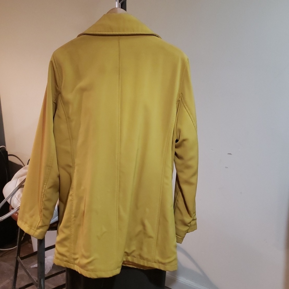 Andrew  Marc vintage water repellant rain jacket.